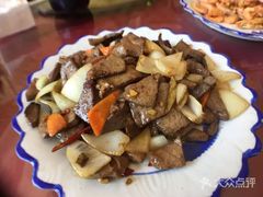 -河鱼鲜特色农家院
