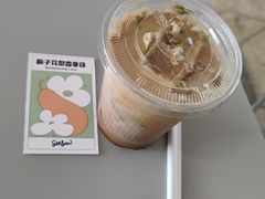 栀子花梨香拿铁-Seesaw Coffee(上生新所店)