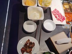 -海底捞火锅智慧餐厅(中骏世界城店)