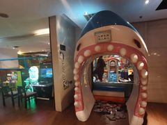 -盛彼得温泉度假酒店