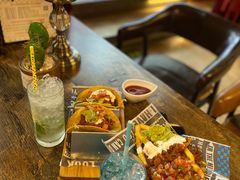 -Famous肥猫墨西哥音乐餐吧(五棵松华熙LIVE店)