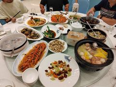 -沪华海鲜大酒楼(南汇店)