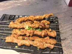 -老街烧烤大排档·地道湖北菜·龙虾馆(汉口火车站店)