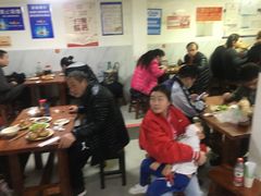 大堂-宝瑞门钉肉饼店