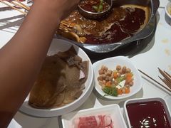 -佰人王串串香火锅(洋珠巷店)