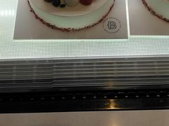 -巴黎贝甜(大宁国际商业广场店)