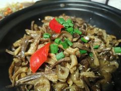 -鑫悦楼煎蟹·16年海鲜大排档