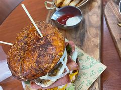 薯角-魏斯理汉堡(西安沣东吾悦店)