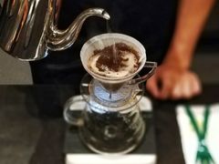 -星巴克臻选(宁波世纪东方广场店)