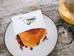 手撕猪肉汉堡-RAC BAR(安福路店)