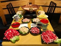 -江湖餐厅–重庆九宫格老火锅