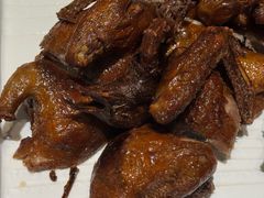 手撕乳鸽-琬苑鸽庄·川粤融合菜(解放碑总店)