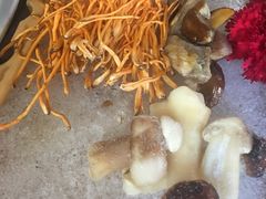 -滇釜火锅·能喝汤的火锅(车公庄店)