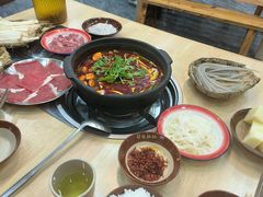 -钱摊摊安顺夺夺粉火锅(宏大广场店)