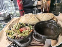 -BOURBON 玻本美式餐厅酒吧(虹桥新天地店)