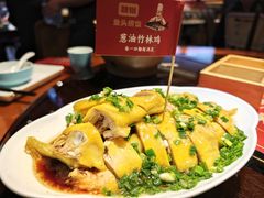 -魏铭鱼头捞饭(晋阳路店)