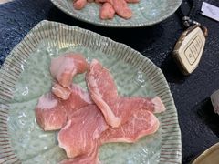 -臻牛烤肉
