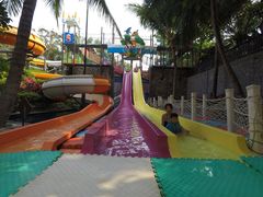 -三亚湾海居铂尔曼度假酒店