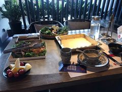 -尚尚仙·酸汤猪手·猪肚鸡火锅(华联万柳购物中心店)