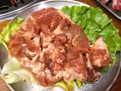 韩式腌猪王排-·缸桶屋·韩式牛肋条自助烤肉(西湖D11店)