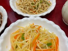 -金杨拉面王小吃面馆·牛三宝面·红烧牛肉粉