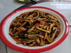 -锅哥东北铁锅炖(幸福店)