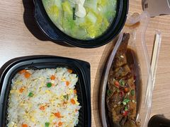 -盒马X会员店(王府井奥莱UP TOWN店)