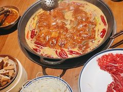 -巴隆门重庆老火锅(太湖路店)