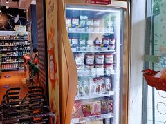 -Corner’s Deli每一角落精品超市(亚艺公园店)