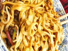 老北京炸酱面-门框胡同百年卤煮(新街口店)