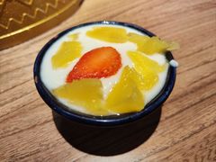 SUZMA水果乳酪小碗-巴扎屋大盘鸡·新疆菜(汇嘉时代店)