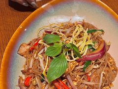 猪颈肉炒粉-CHINCHIN 青青·泰国料理(万象食家店)