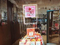 -VENCHI 闻绮(上海佛罗伦萨小镇店)