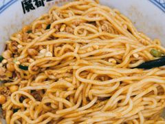 -魔都三兄弟酸辣粉·蘸卤炸串(虹桥万科店)