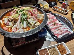 -烤路里·韩国品质自助烤肉(石路天虹4号店)