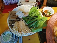 -民食香·腊排骨野生菌美食(木府店)