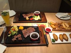 -必胜客(机场路店)