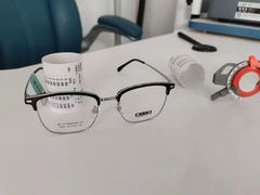 -李医生眼镜工作室