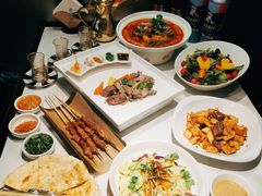 -清真·卡德尔大叔新疆主题餐厅(龙汇路店)