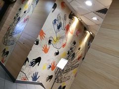 -麦当劳(卫星广场店)