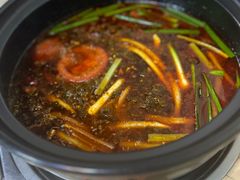 -沈记酸菜牛肉火锅店(九号路店)