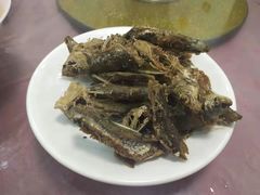 油炸小鱼干-小陆莲花蟹园农家乐(莲花岛店)