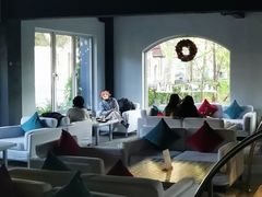 大堂-穹六人间 people 6(岳阳路店)