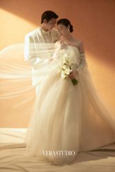 -至臻微拉婚纱摄影