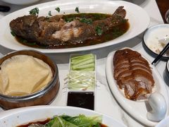 -梅利汴京烤鸭•开封豫菜地标店(东大街店)