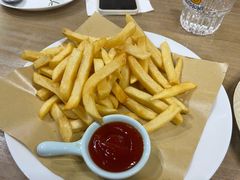 -艾蜜西餐厅(梅园店)