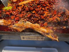 -江边城外烤全鱼(世茂广场店)