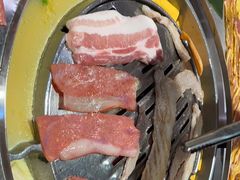 -哈哈碳都·牛肋条无限自助烤肉(台江万达店)