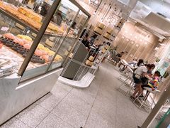 面包甜点陈列柜-奈雪的茶(市百一店)