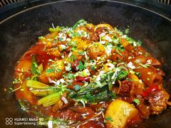 -山河屯铁锅炖(哈西站店)